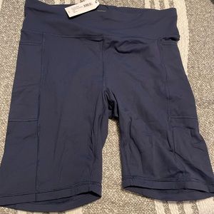 Game by Universal Standard workout shorts size M (18/20)